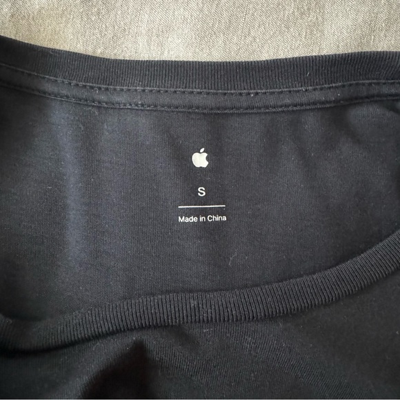 Apple Watch Tee 2018 - Picture 4 of 6